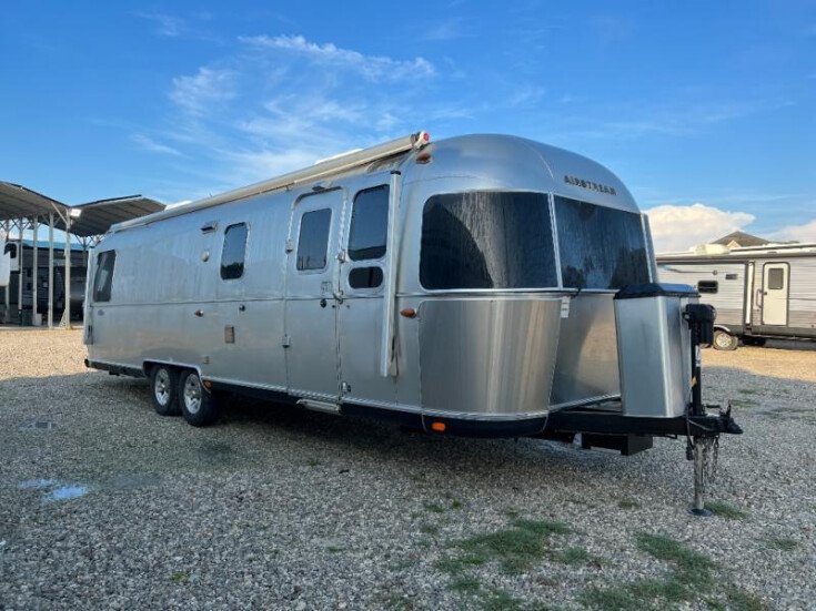 Thumbnail Photo undefined for 2017 Airstream Classic